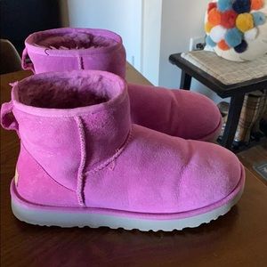 UGG Classic Mini Boot